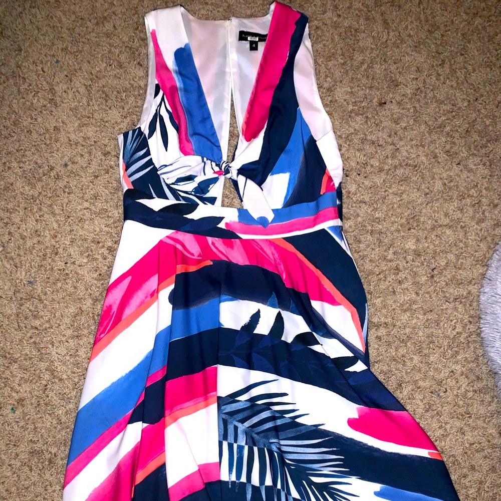 Slate & Willow size 4 NWOT colorful midi dress